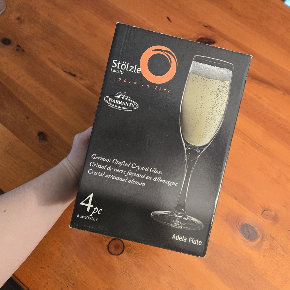 NIB Stolzle Lausitz 4 Piece Adella Flute Glass Champagne